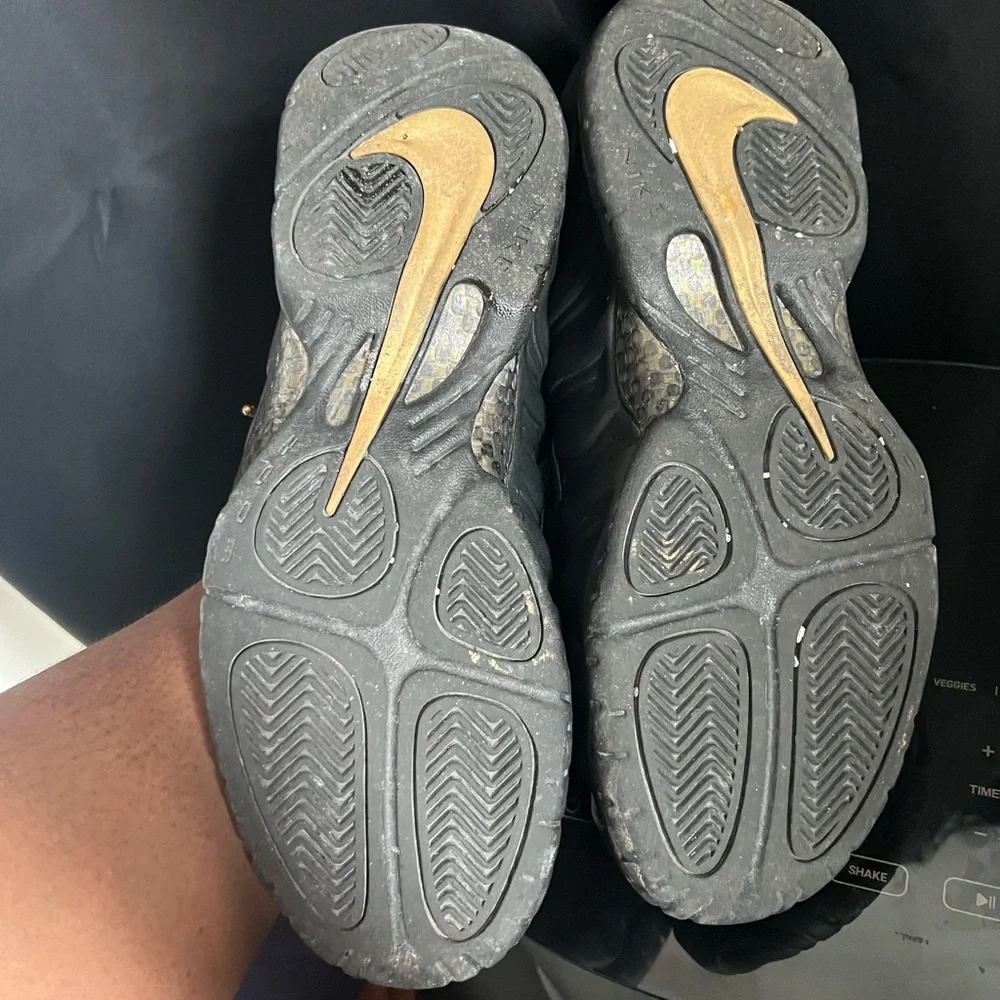 Nike foamposites Black and Gold - Picture 8 of 9